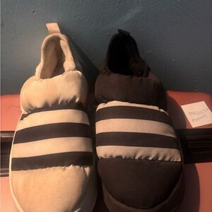 Adidas slip on unisex